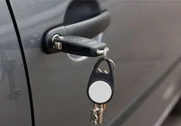 Richmond 24 Hour Locksmith Richmond, VA 804-596-3108 - 14a-Car-unlock